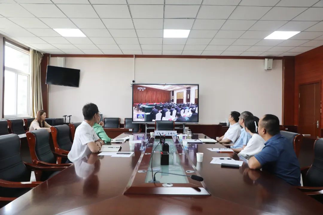 926650db8a9cd0378b9da15bd0b59bf.jpg 926650db8a9cd0378b9da15bd0b59bf.jpg